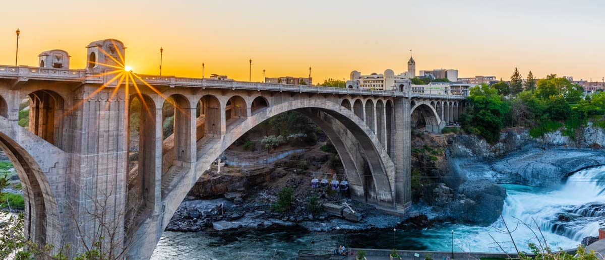 A Spokane relocation offers a range of living options for singles needing apartments or for families buying a home.